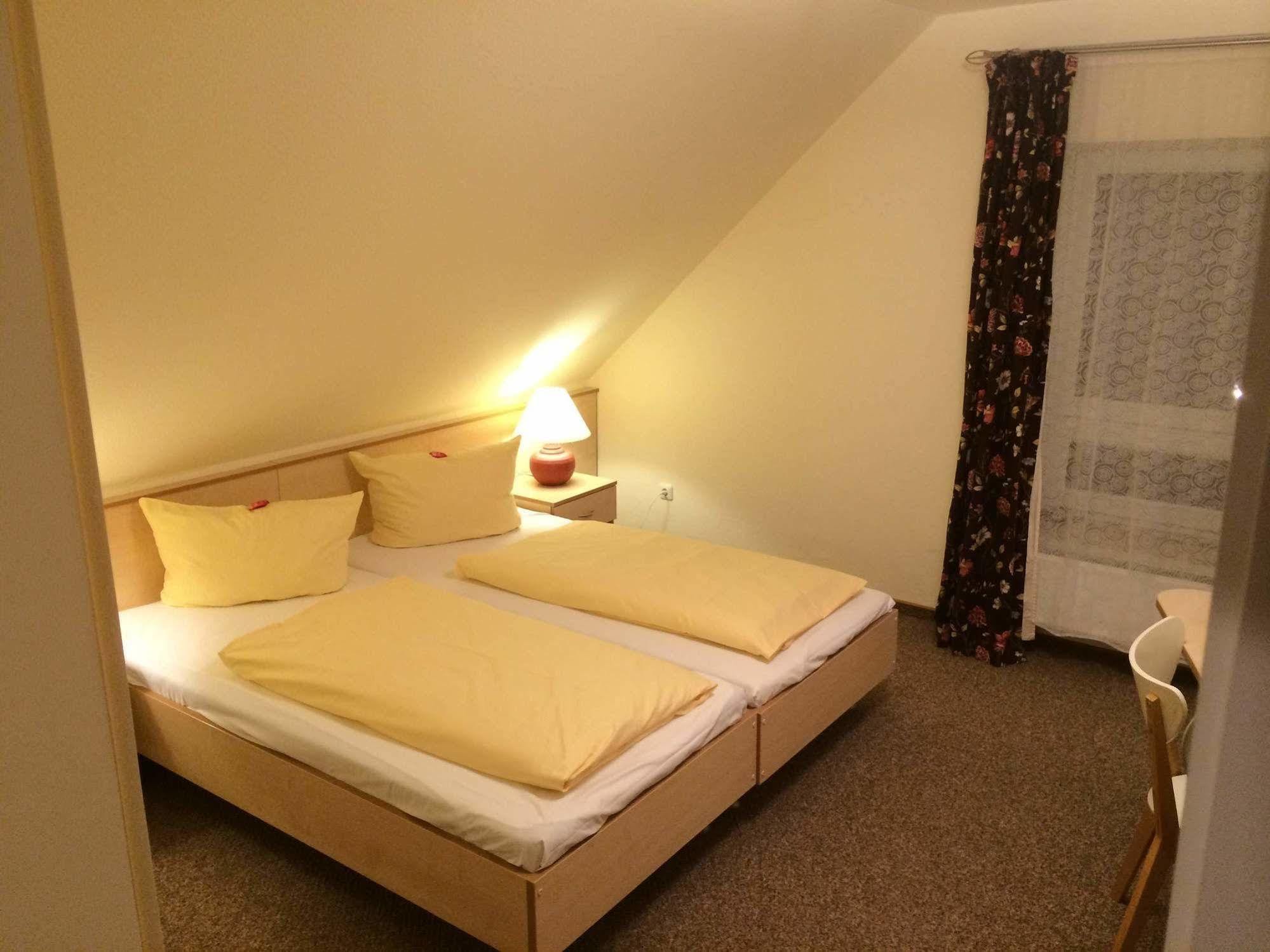 Hotel Zur Heidebluete Hambühren Exteriér fotografie